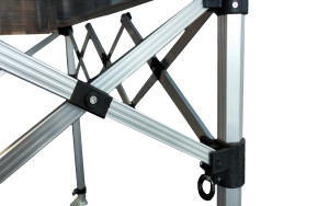 Altegra Aluminium Table construction image - 40mm aluminium legs and aluminium crossbows bolted together with ABS nylon joints.